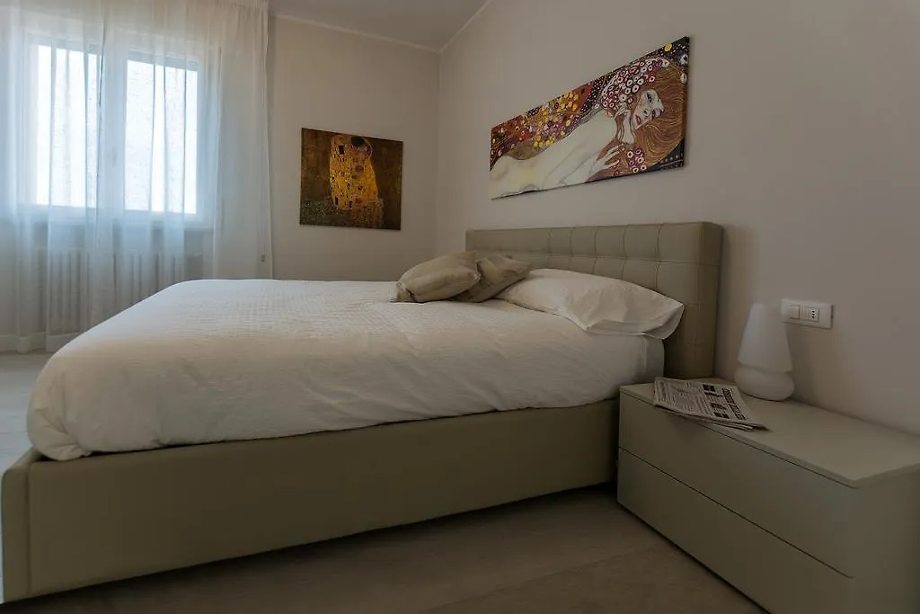 St. Vitale'S Basilic View Elegant Apartment Ravenna Italy