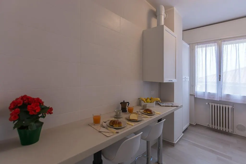 St. Vitale'S Basilic View Elegant Apartment Ravenna